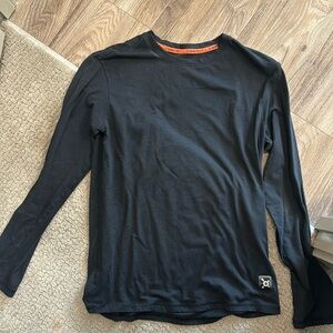 Black long sleeve orange theory shirt